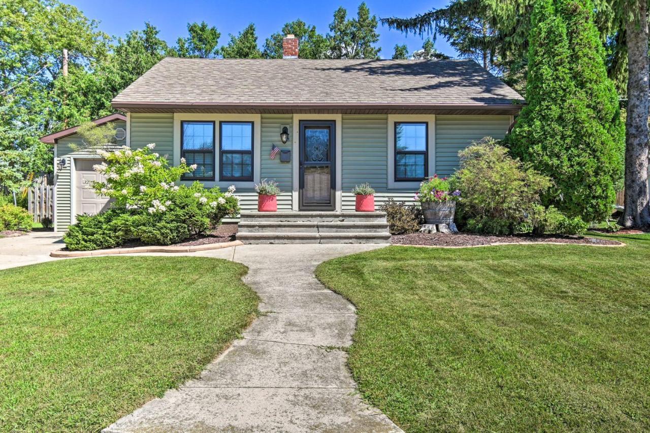 Modern Home With Backyard, 1 Mi To Dtwn Sturgeon Bay Exterior foto